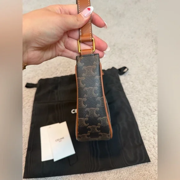 Celine Ava Triomphe Canvas & Calfskin Shoulder Bag! - Picture 3 of 7